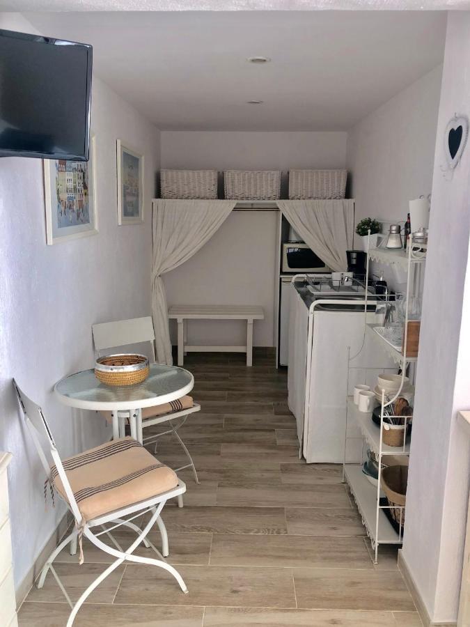 Estudio A 10 Minutos Del Puerto Banus Estepona Exteriör bild